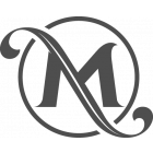 Nữ Nhân Viên Bán Hàng Thời Trang Nam (Shop Mazzola)